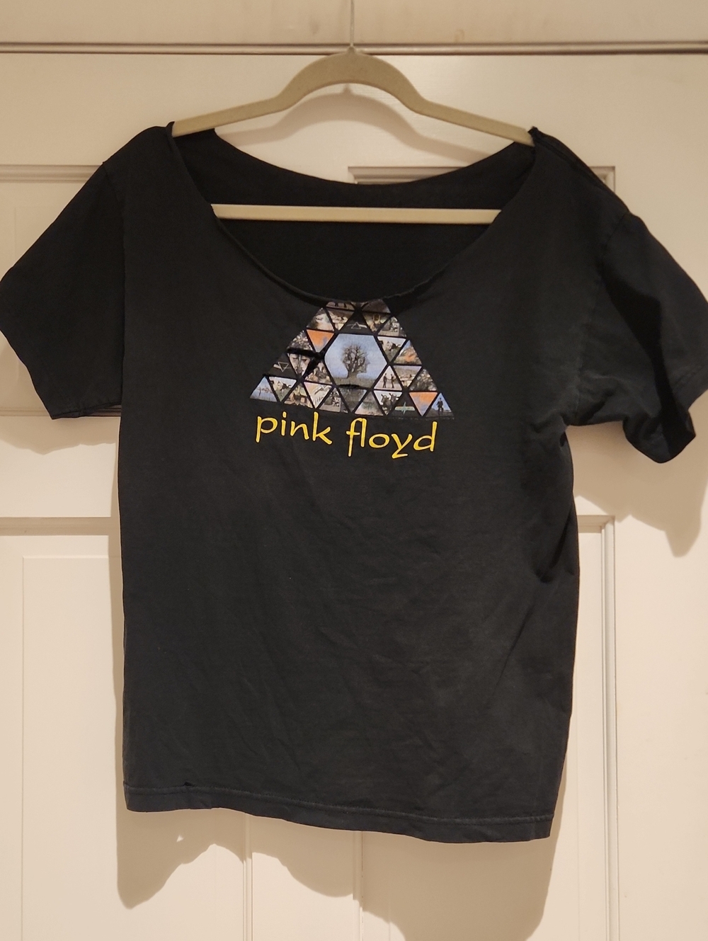 Pink Floyd Black Short Sleeve Tee with Geometric Photo Graphic